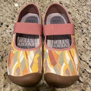 Keen Canvas Mary Jane Shoes 7.5 US/38 EU